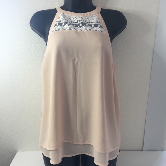 Monteau Tops - Monteau Los Angeles Peach Halter Top with White Lace Trim Size L